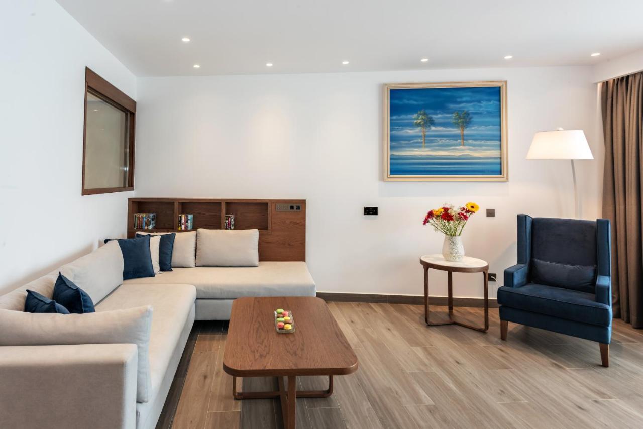 Nana Princess Suites Villas & Spa 헐소니소스 외부 사진