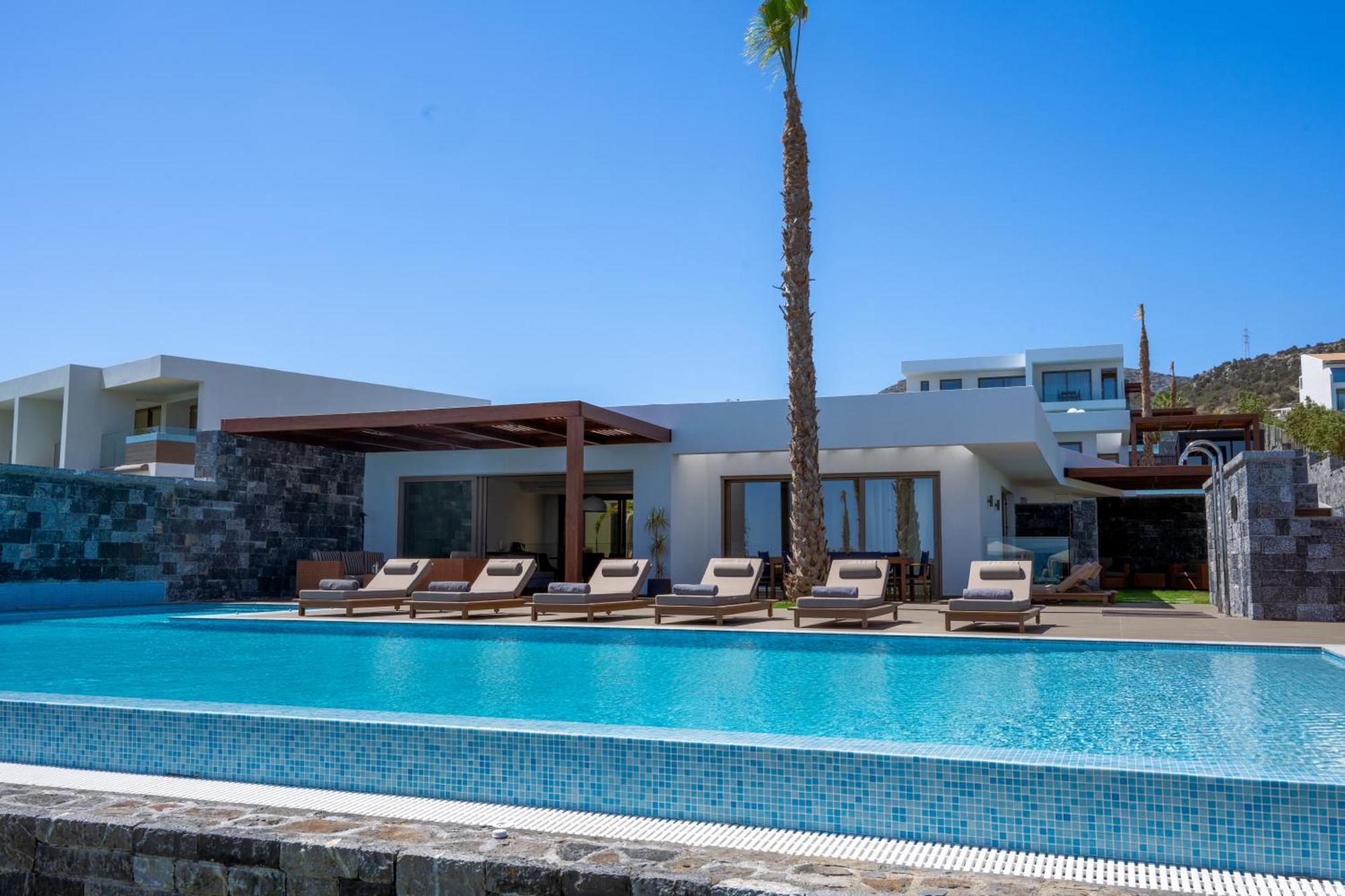 Nana Princess Suites Villas & Spa 헐소니소스 외부 사진