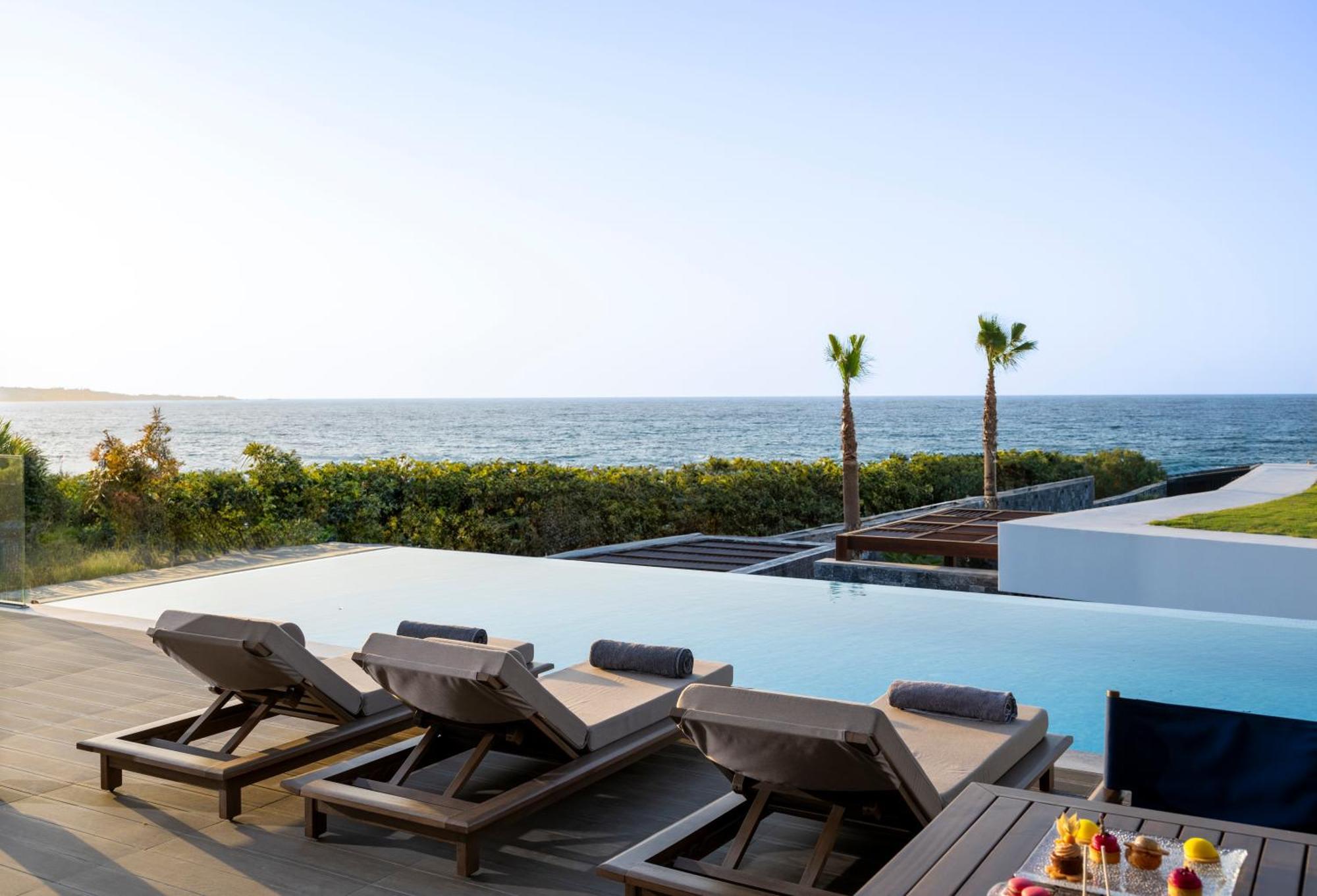 Nana Princess Suites Villas & Spa 헐소니소스 외부 사진