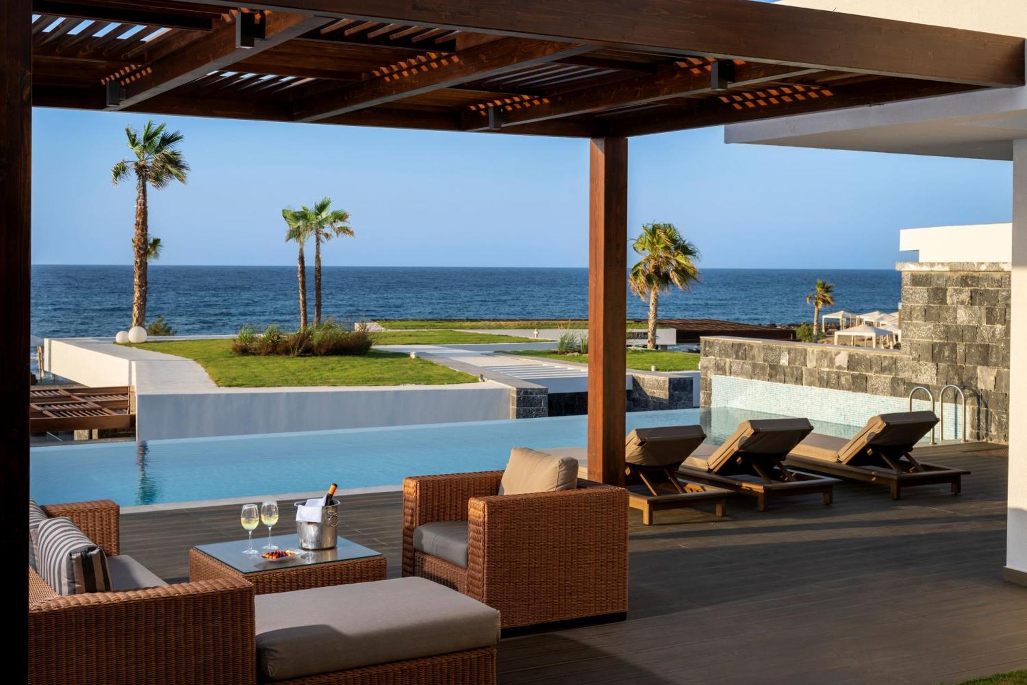 Nana Princess Suites Villas & Spa 헐소니소스 외부 사진